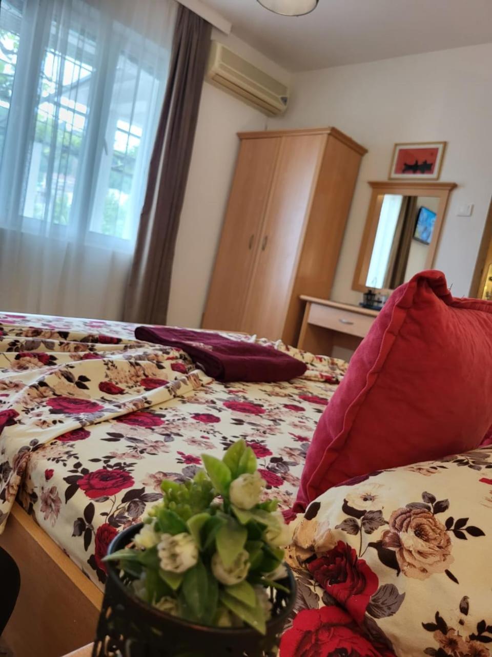 Apartments Ardoni Ulcinj Exteriör bild